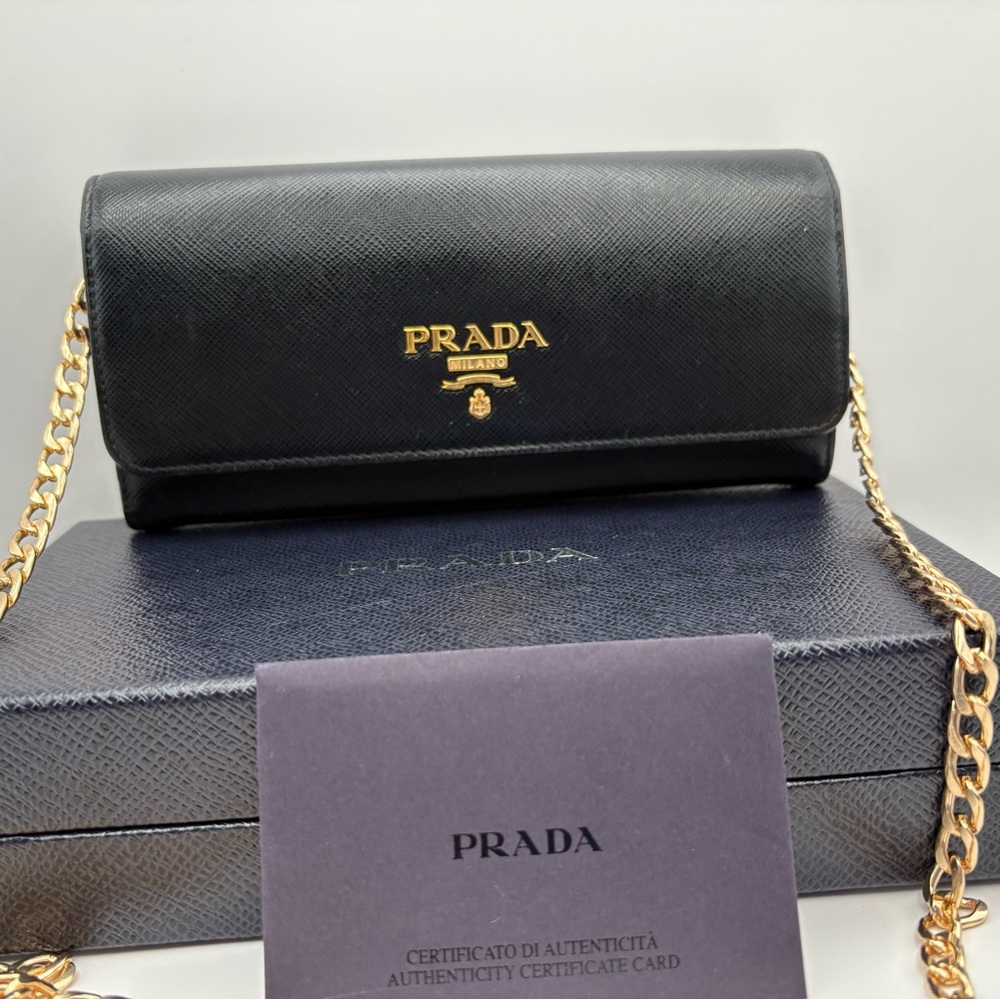 Prada Black Saffiano Leather Large Wallet in black/hibiscus